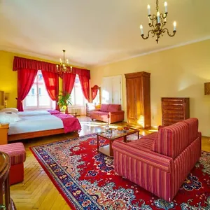 Josephine Old Town Square - Czech Leading Otel