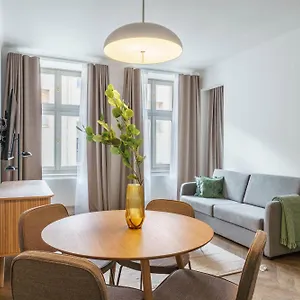 Limehome Halkova Apart Otel