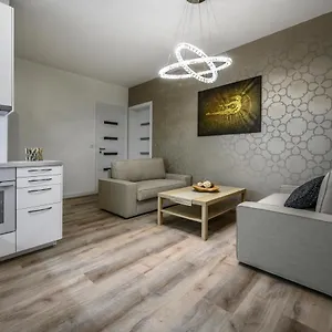 trogar-apartment.brnohotels.org/