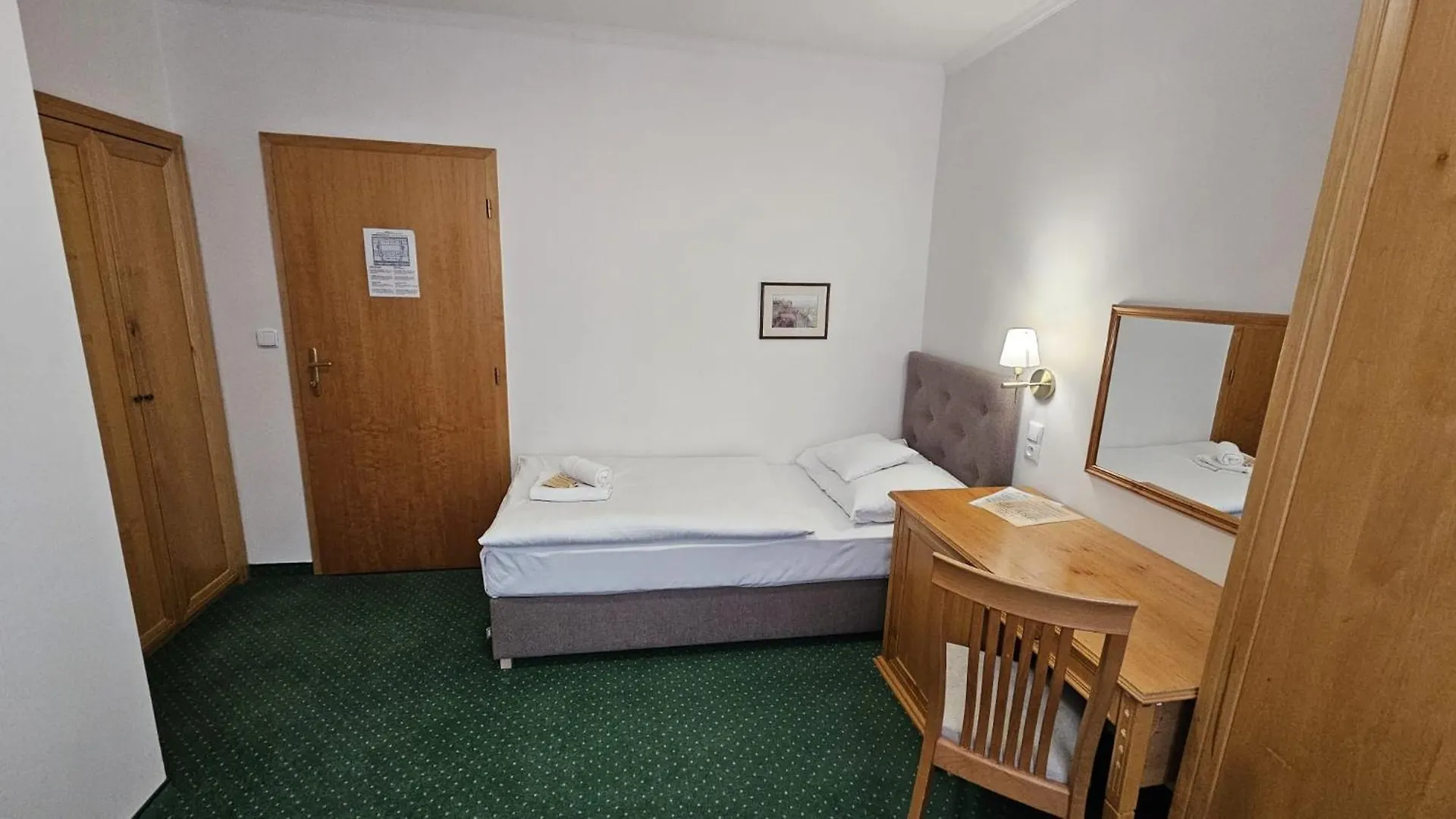 Hotel Claris Прага Чехия