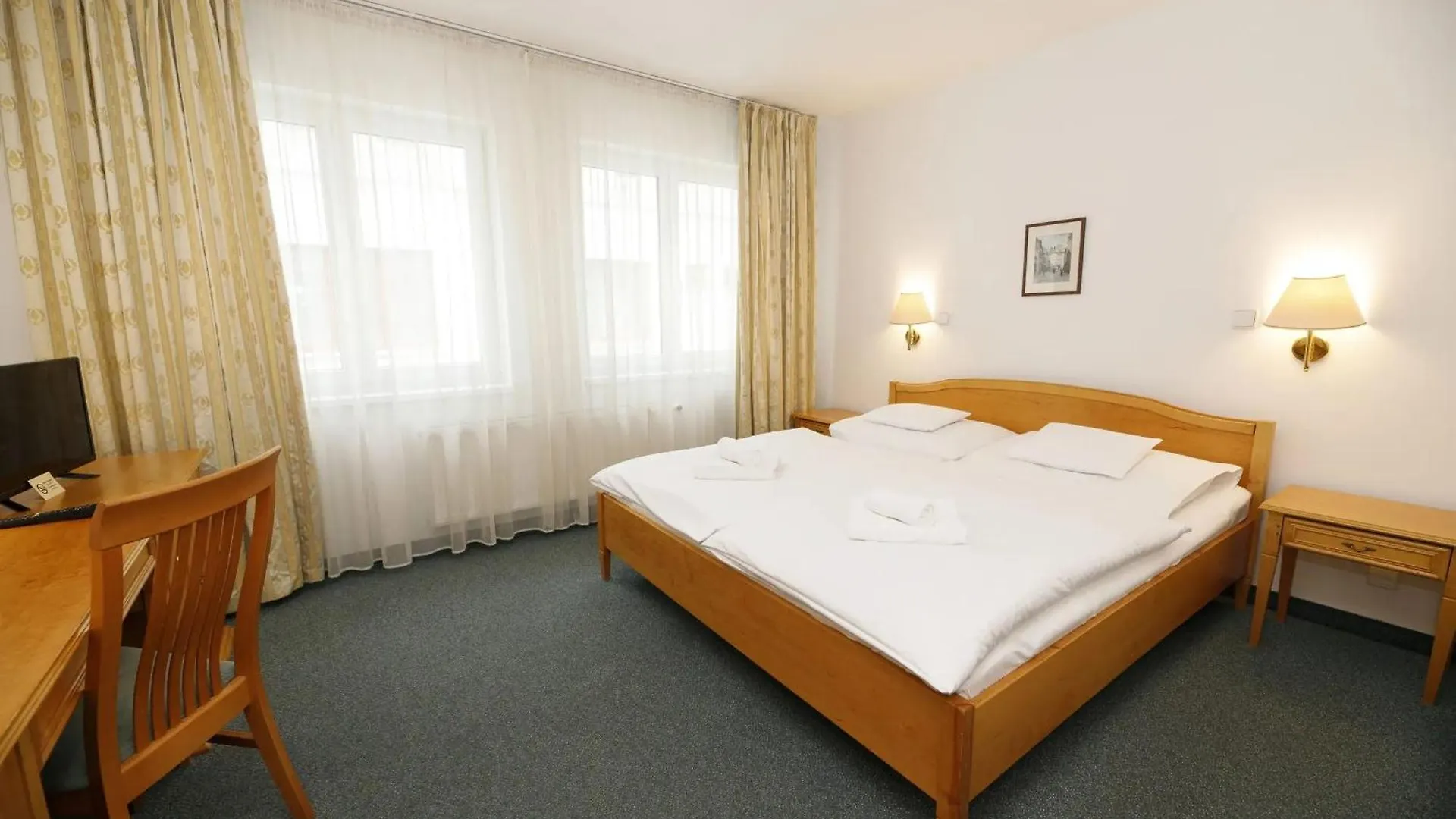 Hotel Claris Прага Чехия