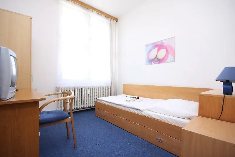 פראג Hotel Claris